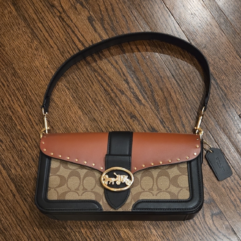 Coach Tan And Black Shoulder Bag